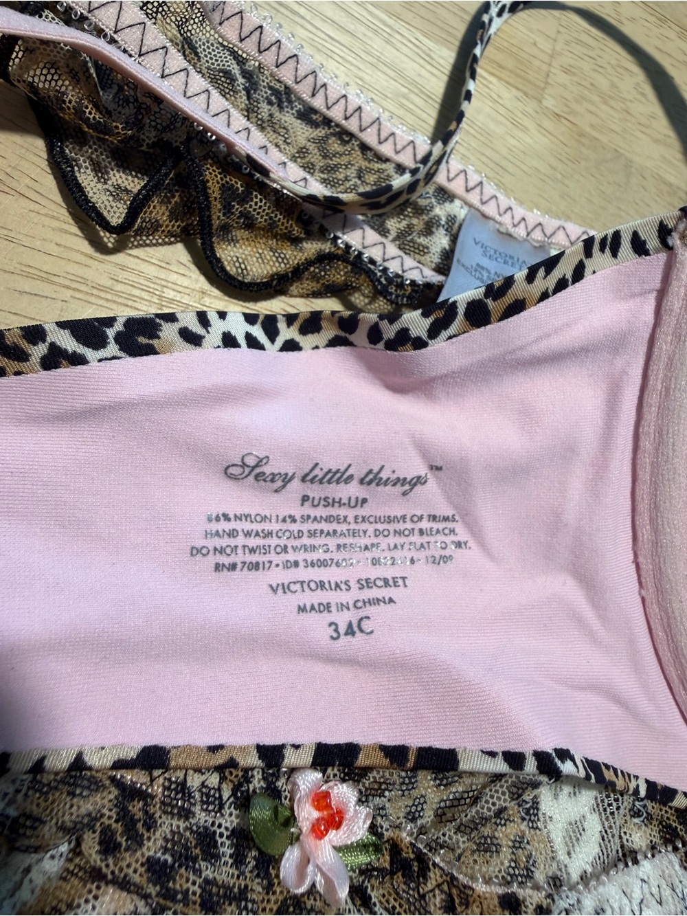 Victoria’s Secret Sexy Little Things Leopard PushUp Bra and Thong Set - Picture 4 of 4
